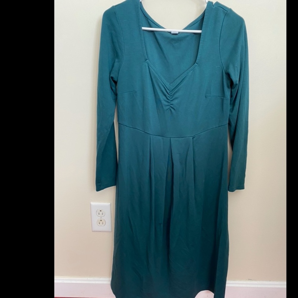 Old Navy maternity dress